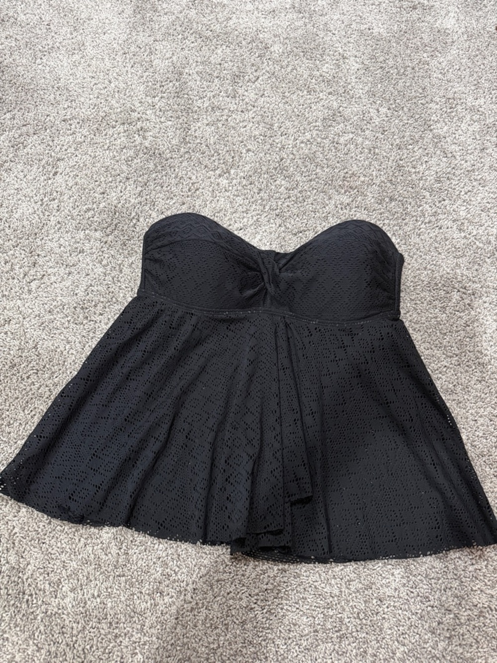 Strapless Black Swim top - Classic Women's Swimwear